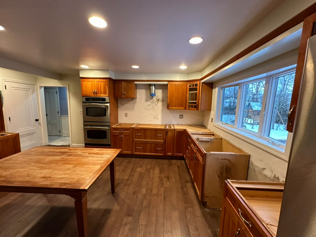 CABINETS REFINISHING