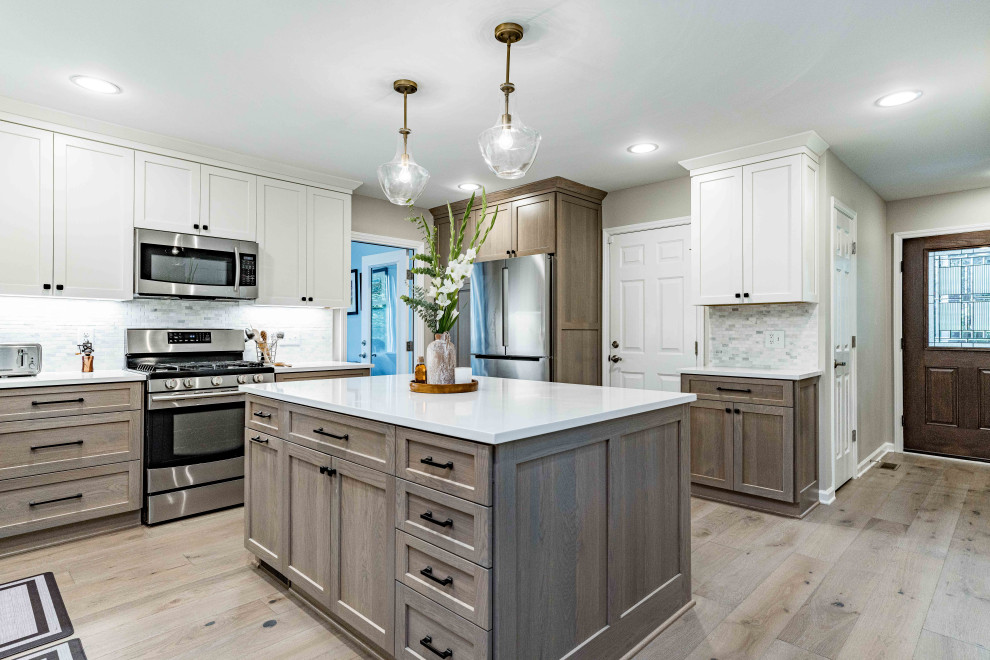 Apex Kitchen, Dining, & Family Room