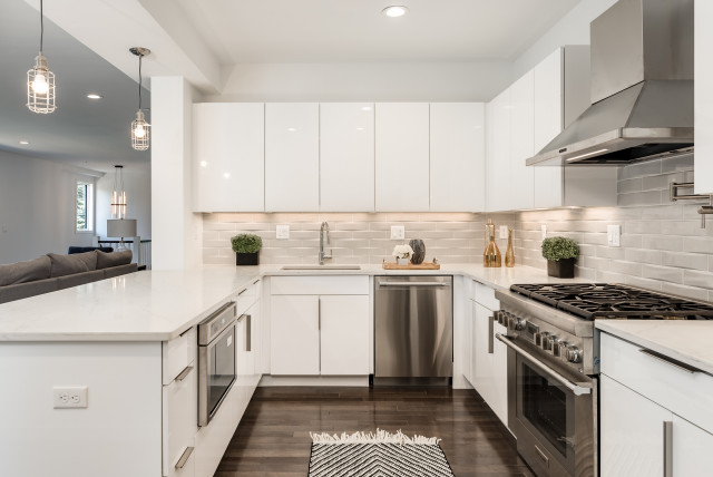816 Heath, Chestnut Hill contemporary-kitchen