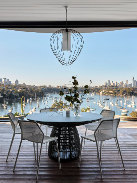 Longueville Residence contemporary-courtyard