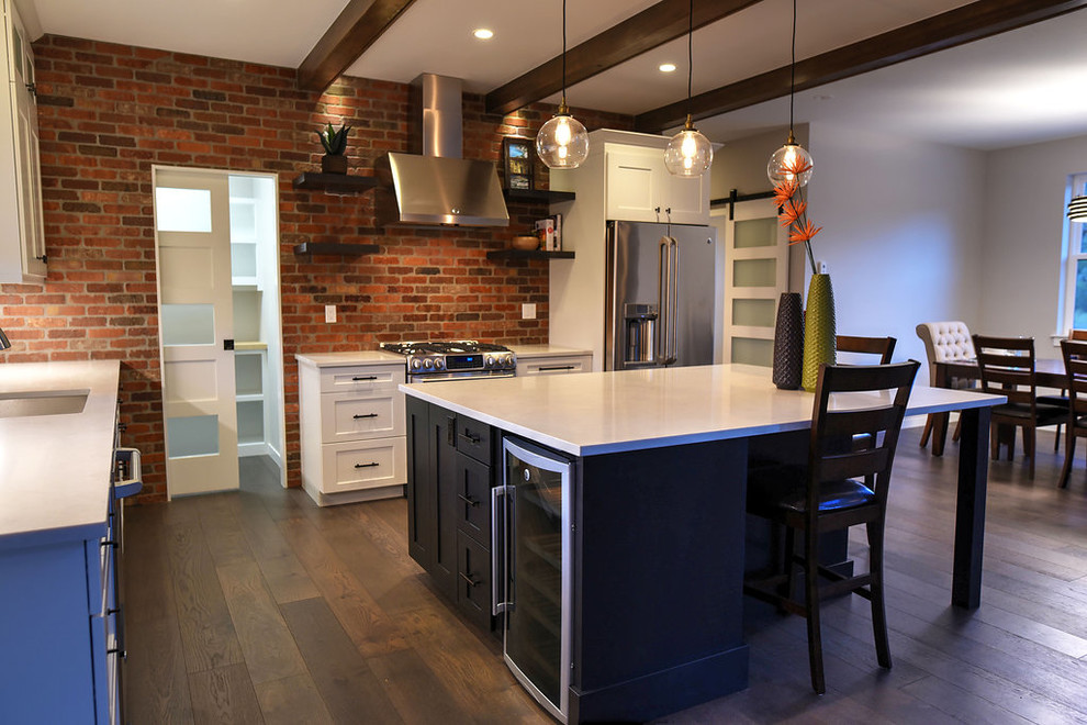 Minimalist kitchen photo in Albuquerque
