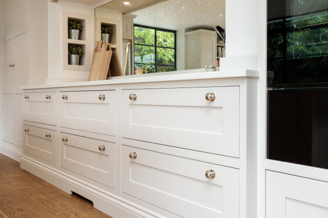 Wokingham Project - Bespoke Shaker Kitchen - Marlow Collection fusion-kitchen