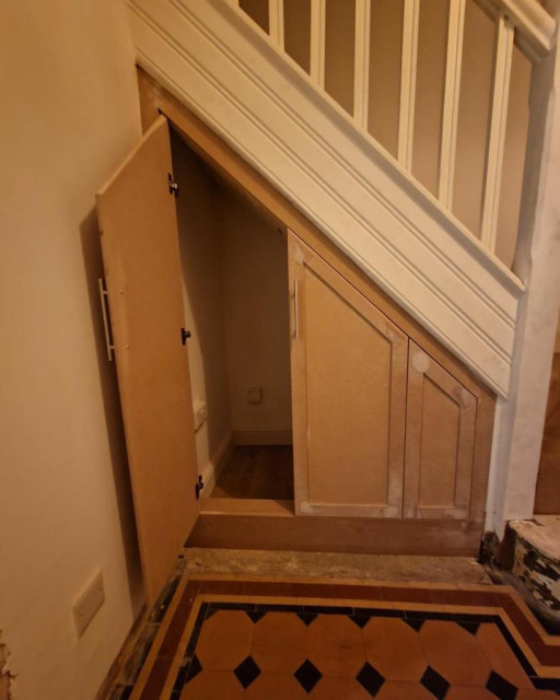 UNDER STAIRS CUPBOARDS Modern Hallway & Landing Other by
