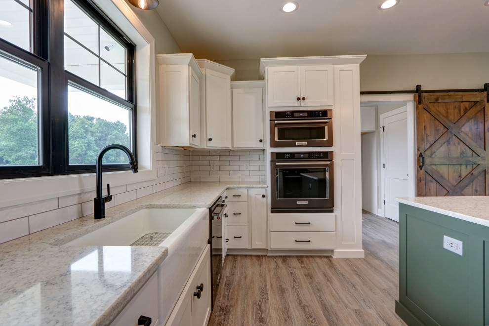 Farmhouse style in Bath Township