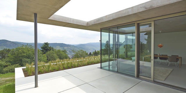 Wohnhaus Bacherach contemporary-terrace