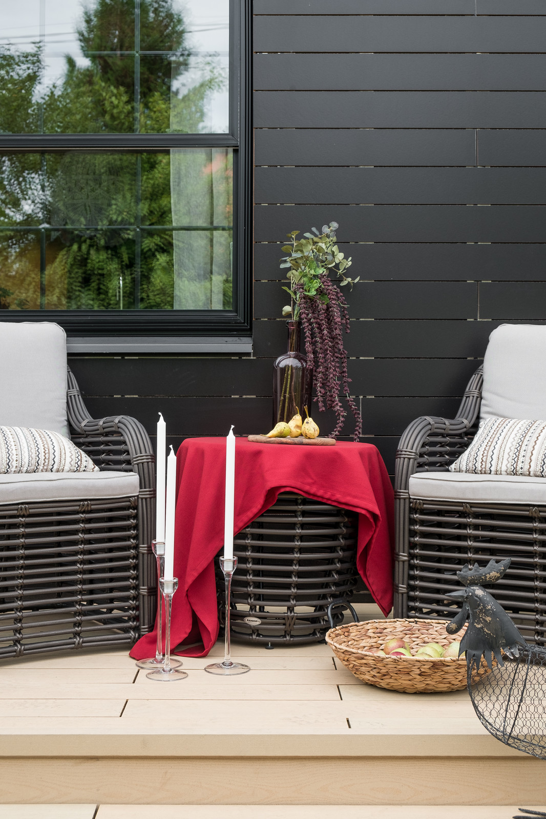 Кухня-гостиная в сланце и кружевах