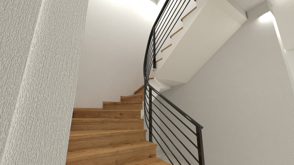 Забежная лестница с металлическим ограждением