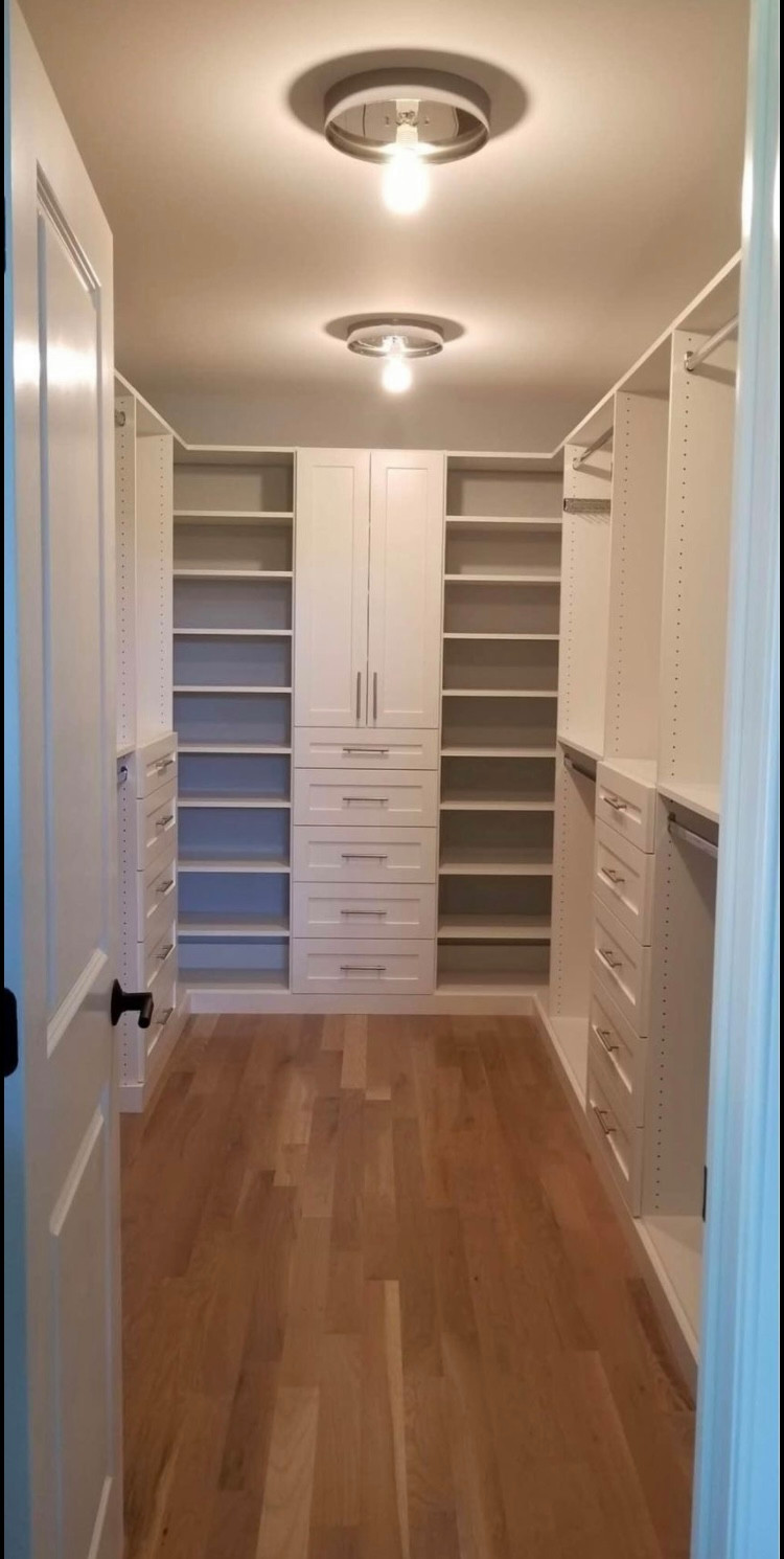 Custom Walk-in Closet
