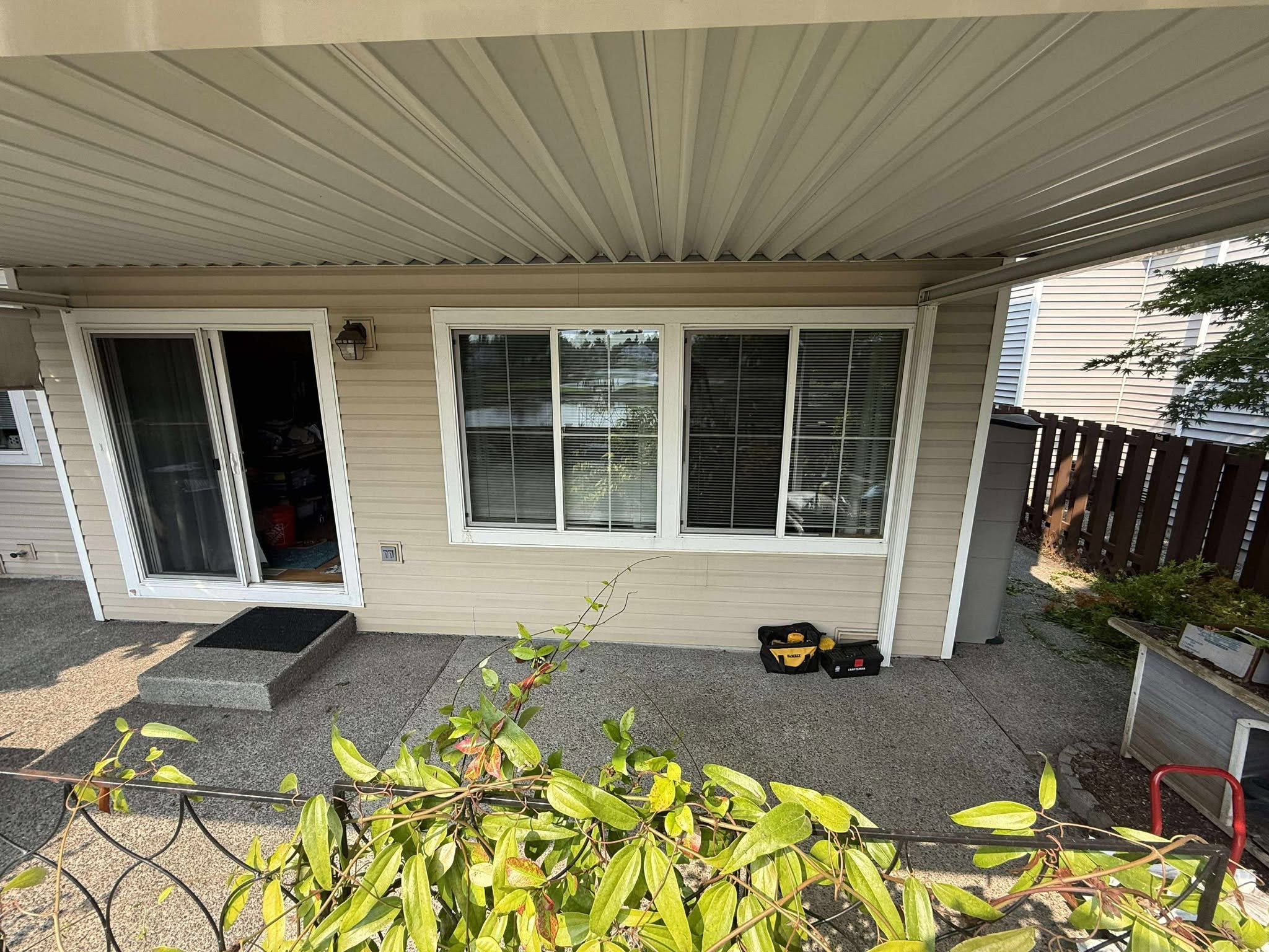 Exterior Wood Repairs & Repaint