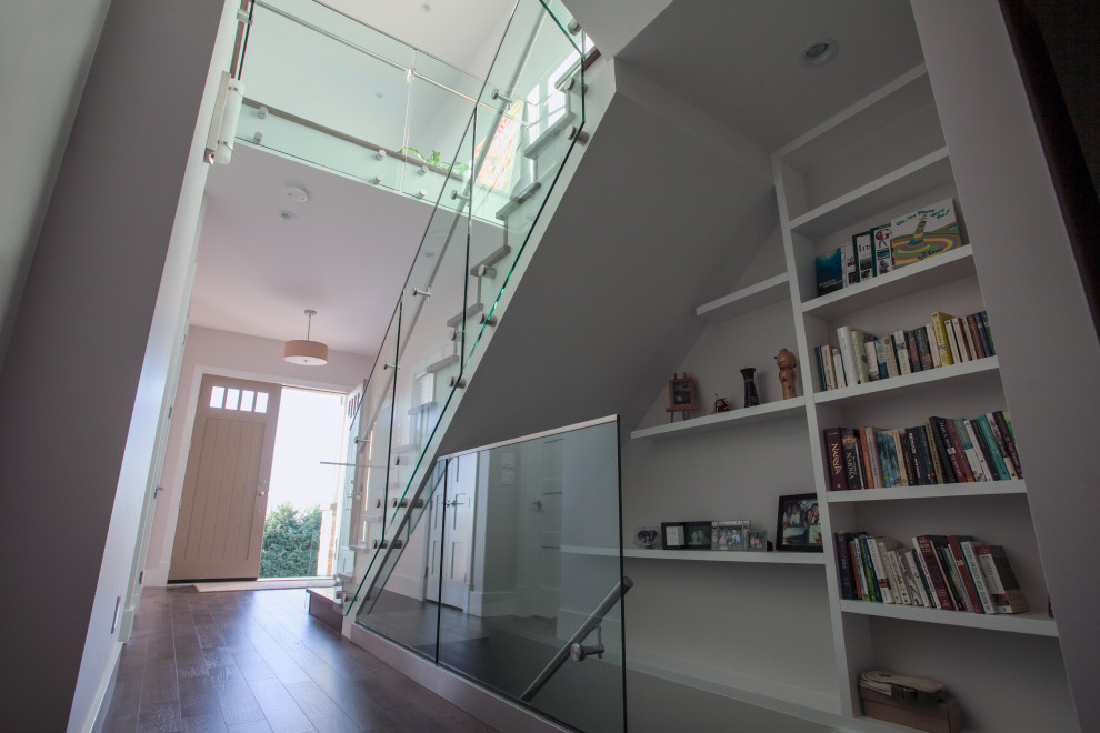 Staircase - contemporary staircase idea in Vancouver