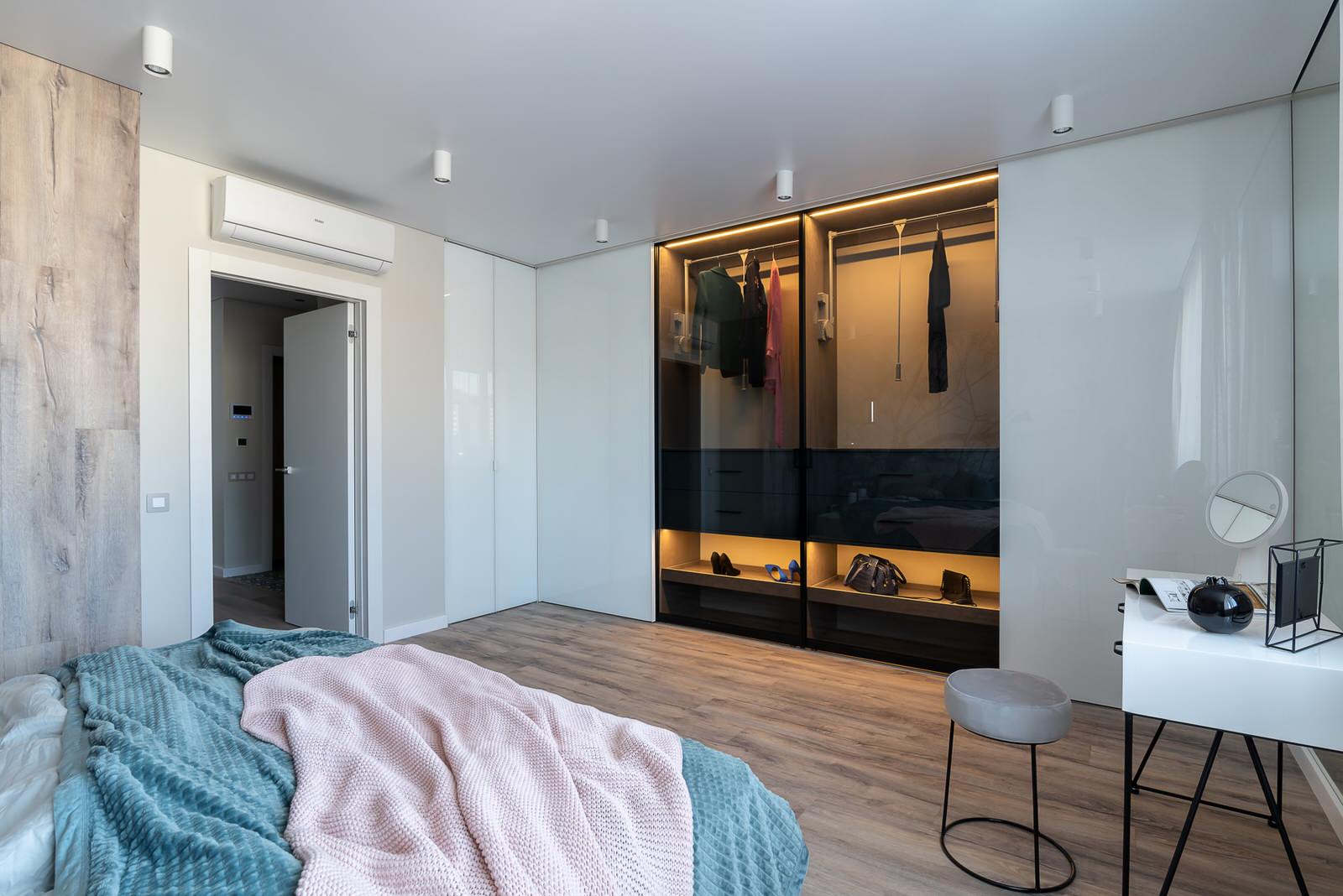 Квартира для молодой девушки