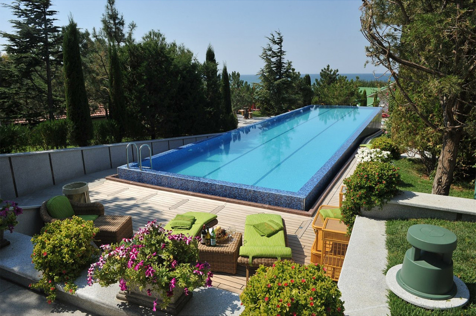 Благоустройство Бассейной зоны проект бассейна в "Вязовой роще" 2012г.