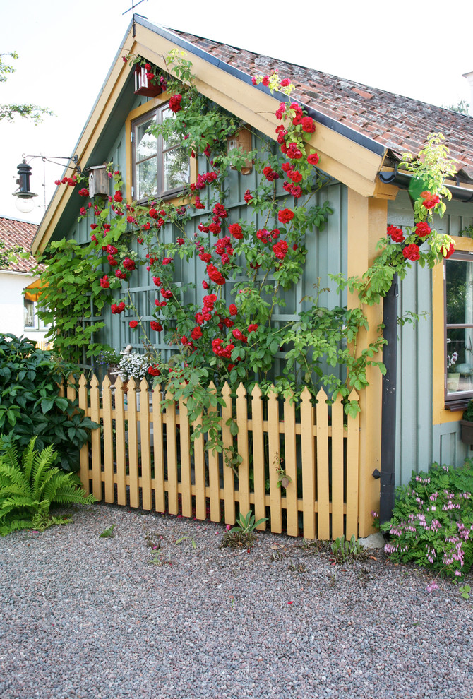 Design ideas for a small country detached granny flat in Stockholm.