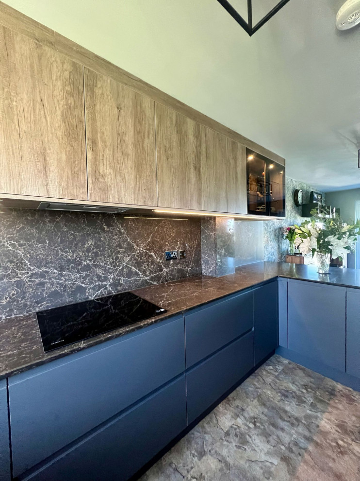 The Hinckley Kitchen - Volpi True Handleless - RRP £30,500 - Luxe Price £25,000