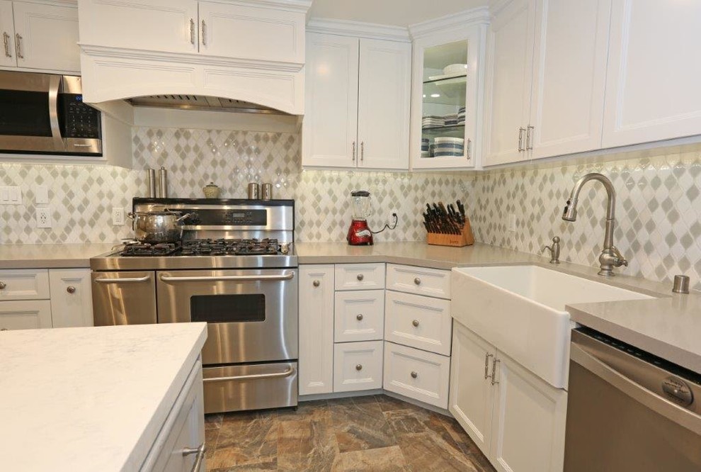 Inspiration for a transitional kitchen remodel in Orange County