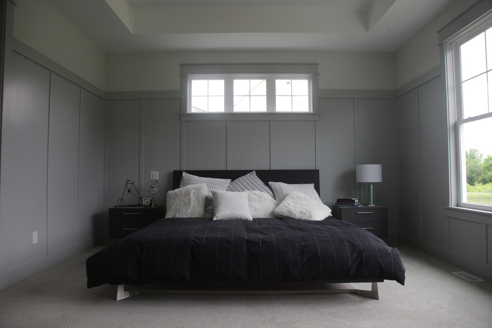 Inspiration for a mid-sized transitional master bedroom in Grand Rapids with grey walls, carpet and no fireplace.