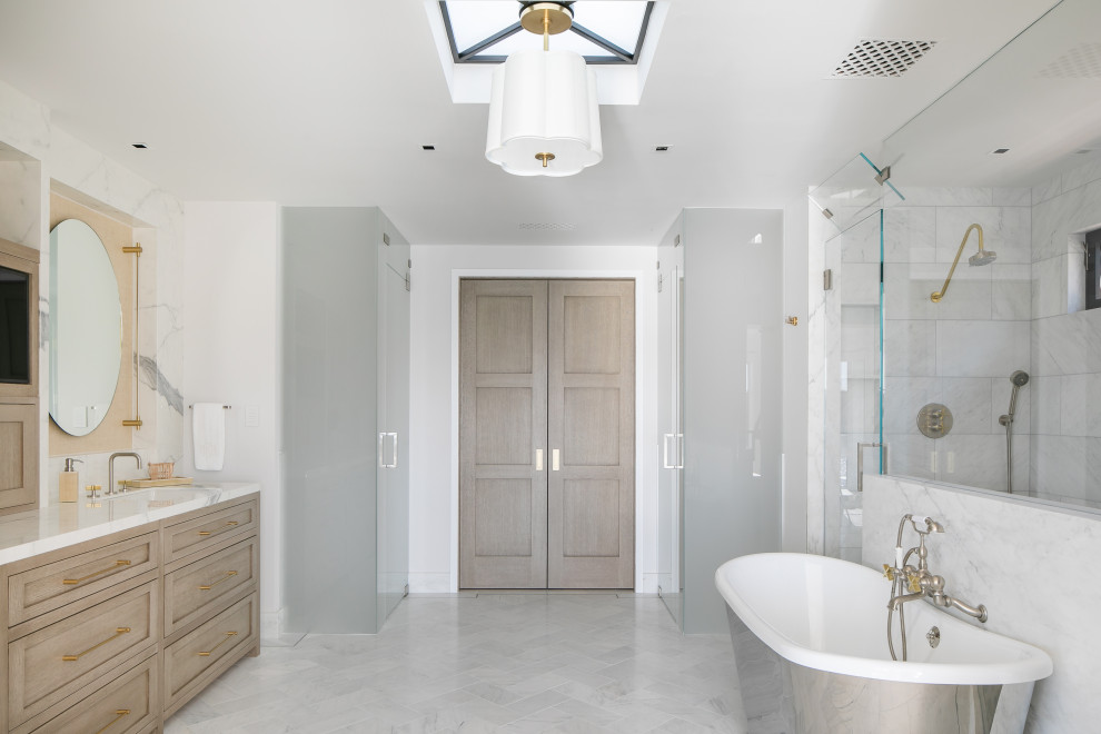 Bathroom - transitional bathroom idea in Orange County