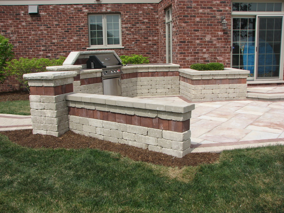 Paver Patio With Built In Grill And Raised Planters Traditional