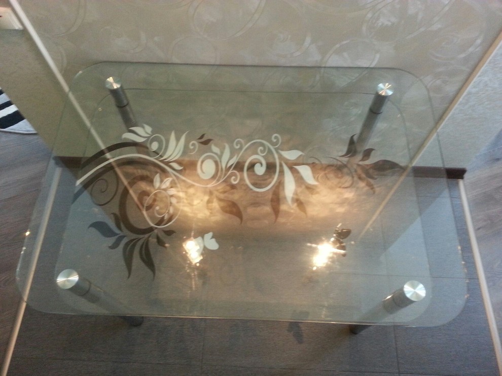 Стол из закаленного стекла с фотопечатью