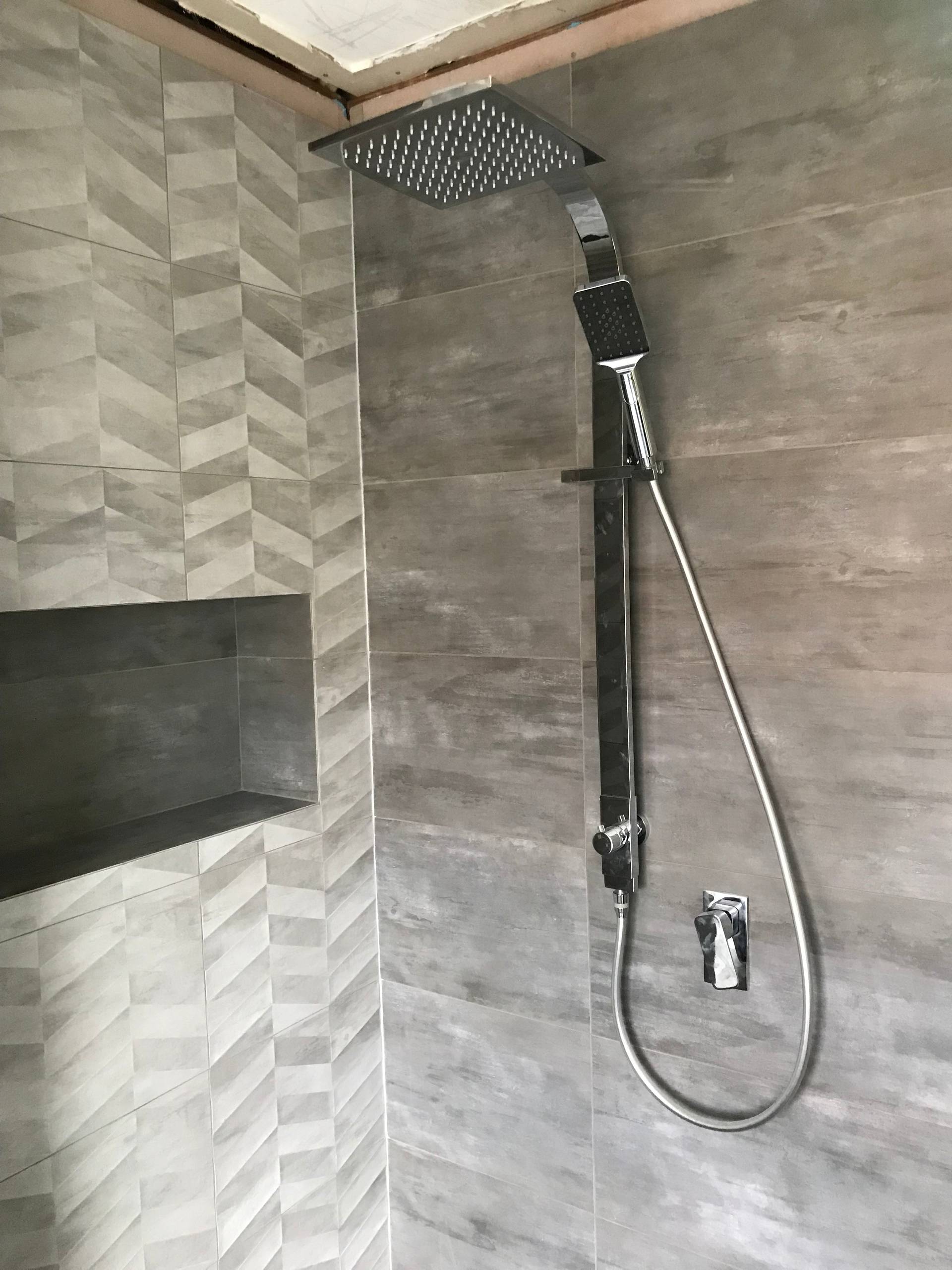 HOME TRANSFORMATION - ALL WET ROOMS - HILLS DISTRICT