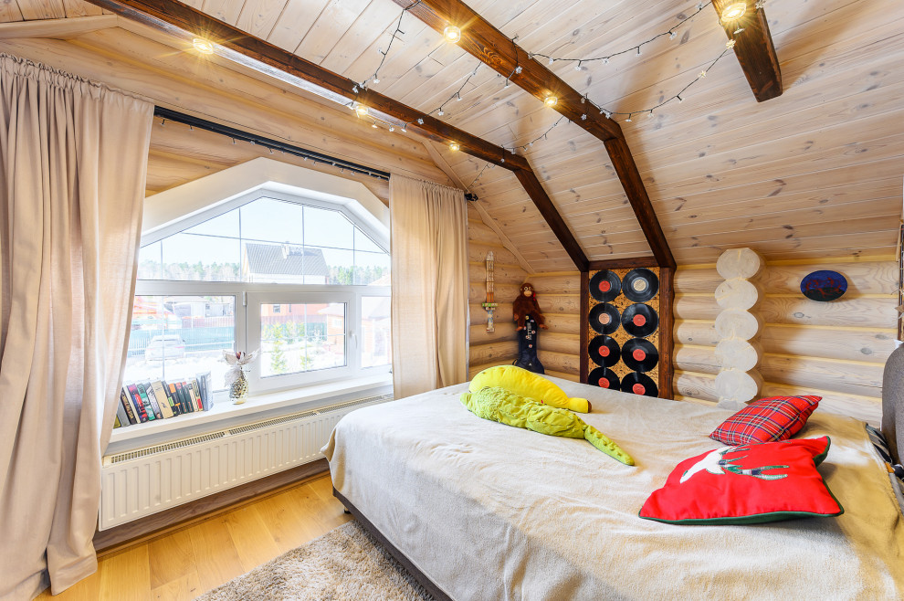 отделка дома из оцилиндрованного бревна