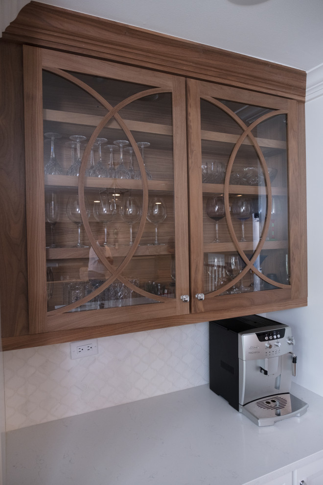 Home design - rustic home design idea in Chicago
