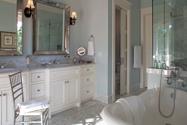 Williams Residence beach-style-bathroom