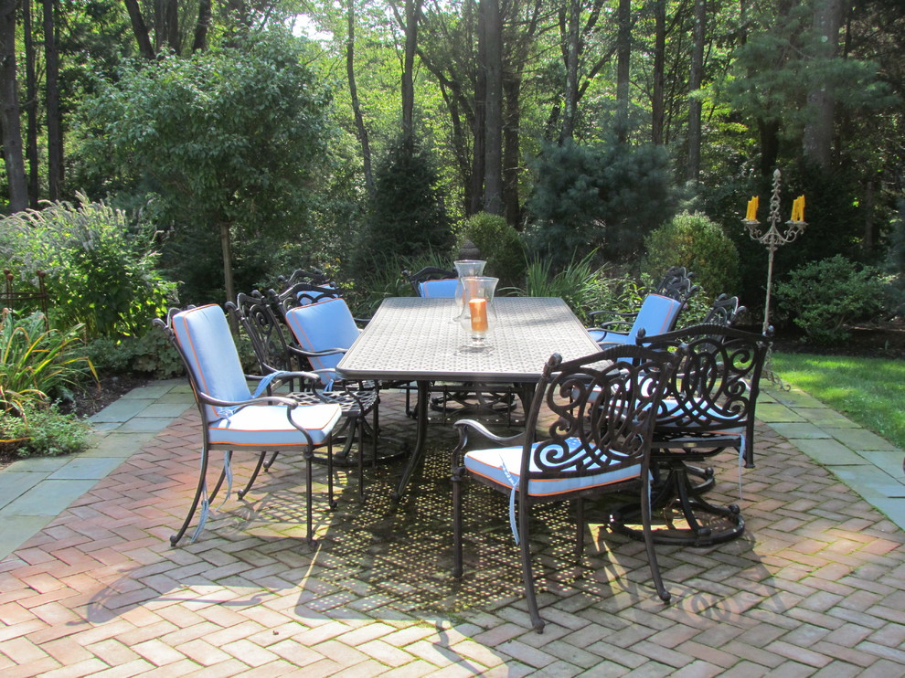 Design ideas for a mid-sized country courtyard patio in Philadelphia with no cover.