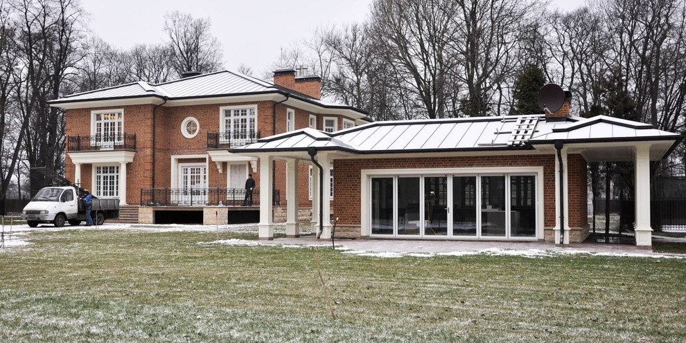 Остекление гостевого дома в Санкт-Петербурге