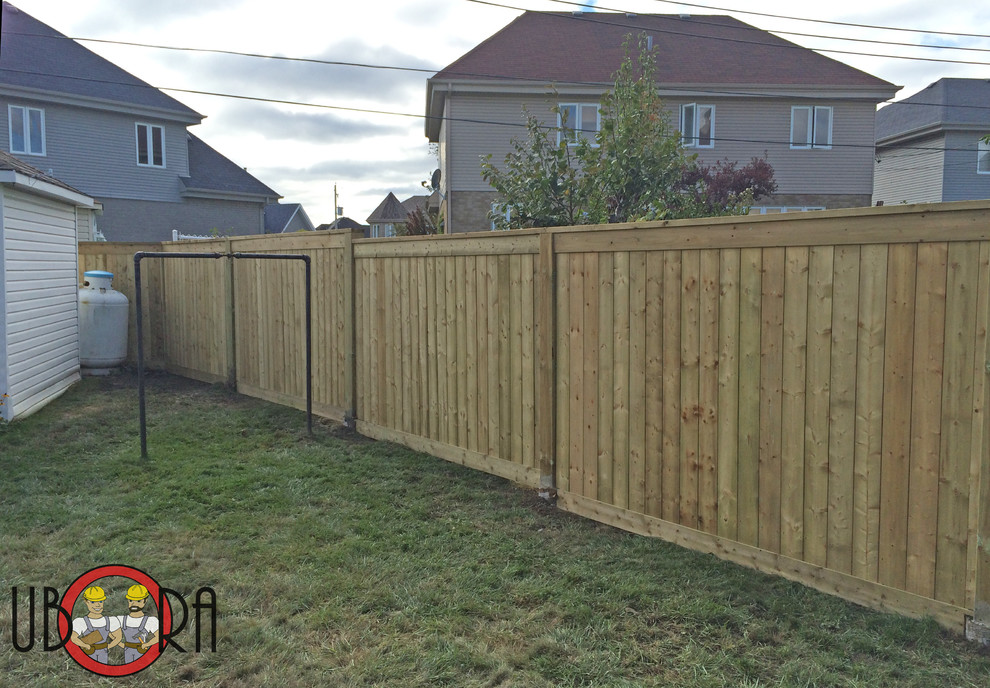 Palisade Style Wood Fence, 6x6 posts, with Horizontal Trim Boards