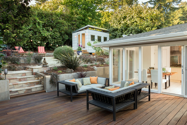 Outdoors traditional-terrace