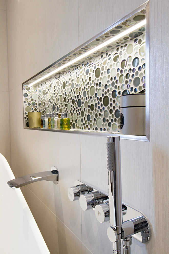 Master Bed Ensuite Bathroom
