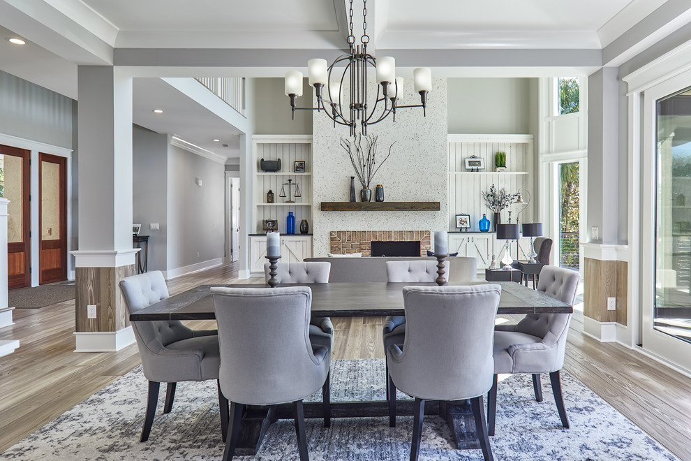 Dining room - transitional dining room idea