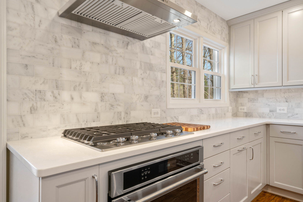 Photo of a contemporary kitchen in DC Metro with an island.