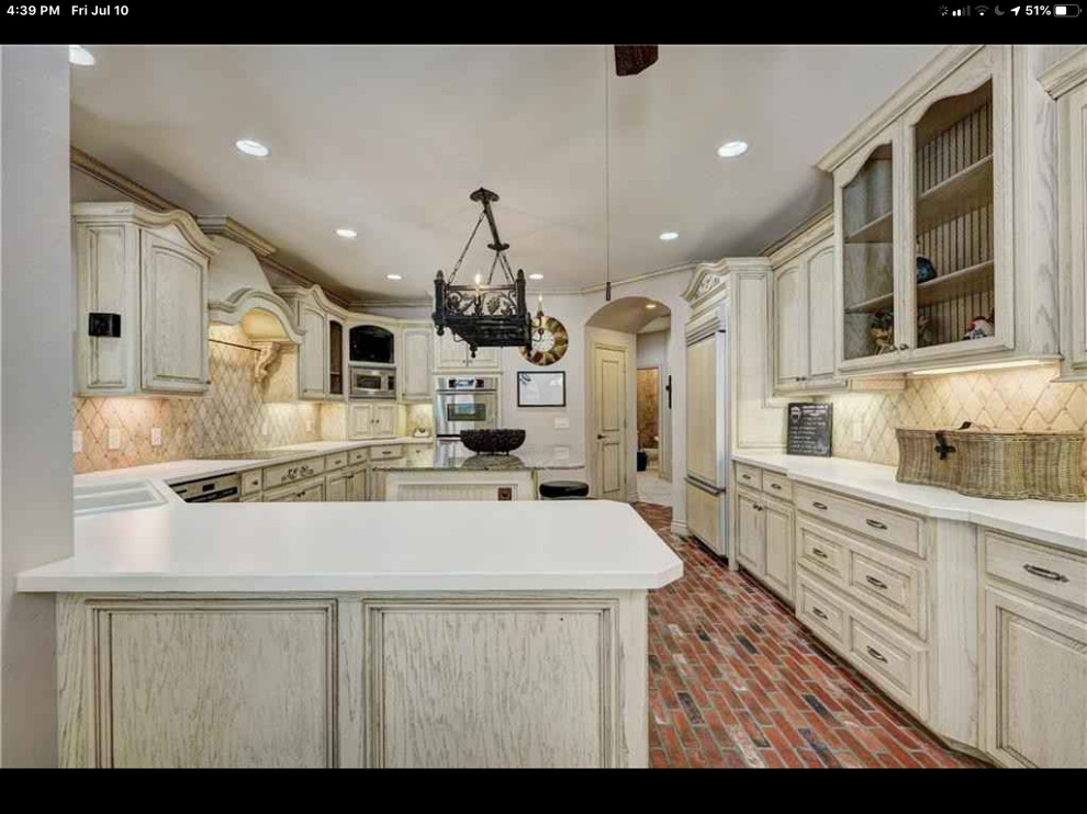 Need paint color to tone down yellow trim interior