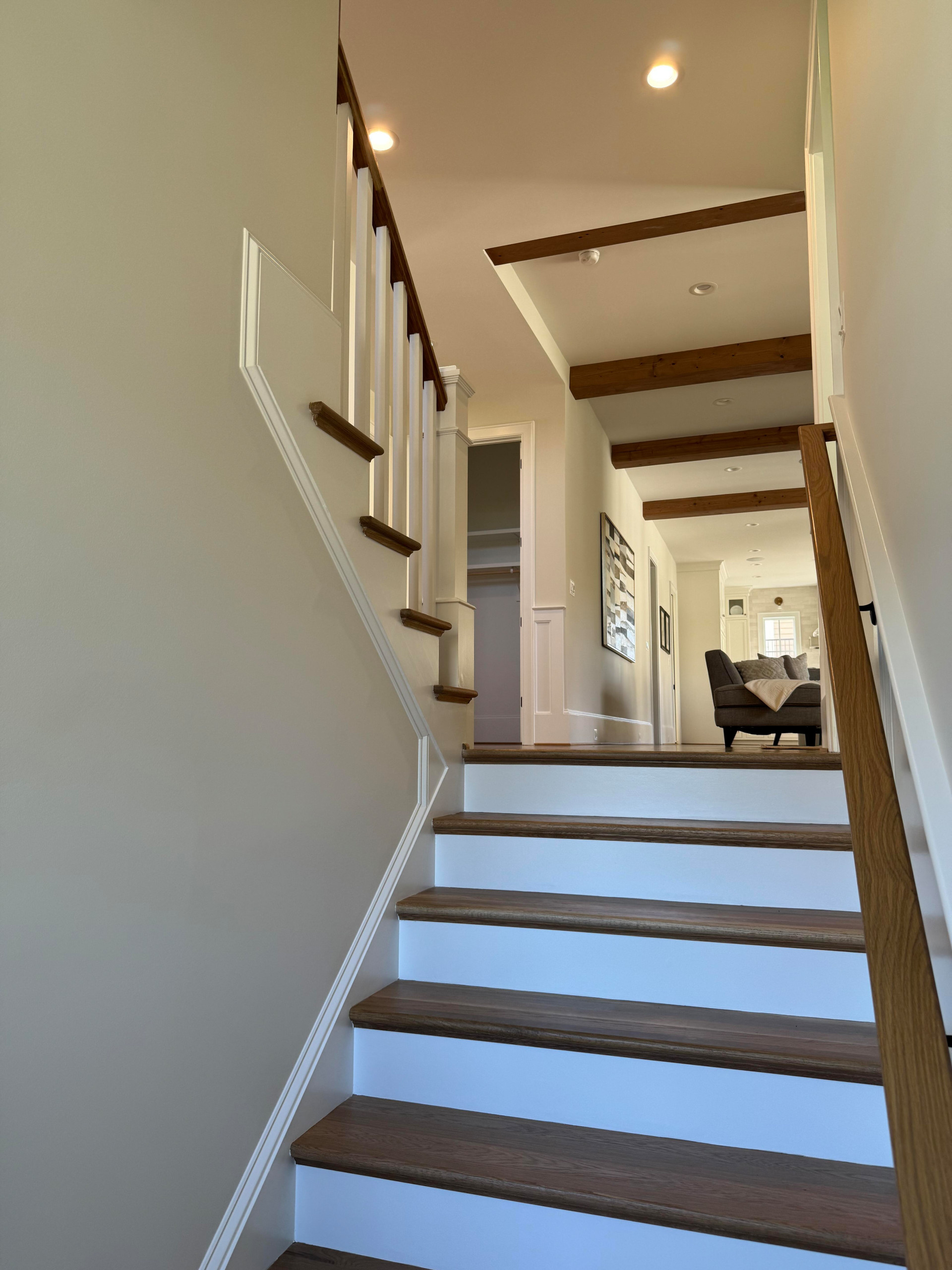 141_Timeless U Shaped Stair with Traditional Box Newels, Arlington, VA 22207