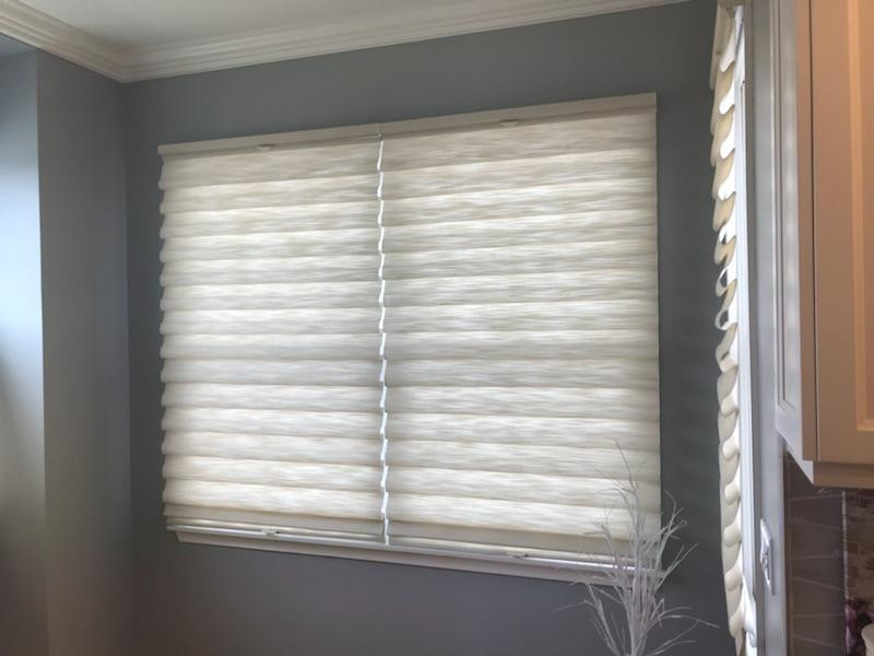 Alustra Vignette Modern Roman Shade