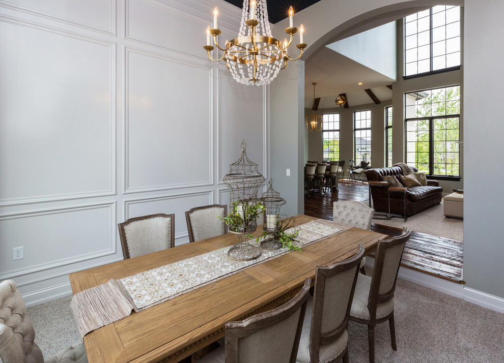 Eclectic dining room photo in Cedar Rapids
