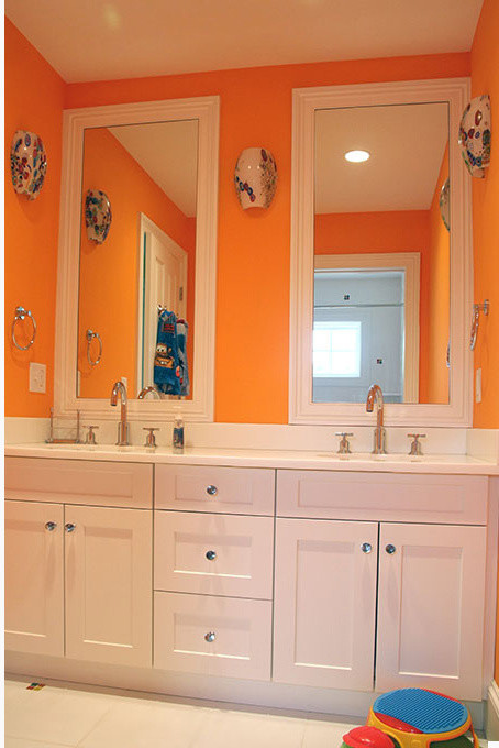 Bathroom - transitional bathroom idea