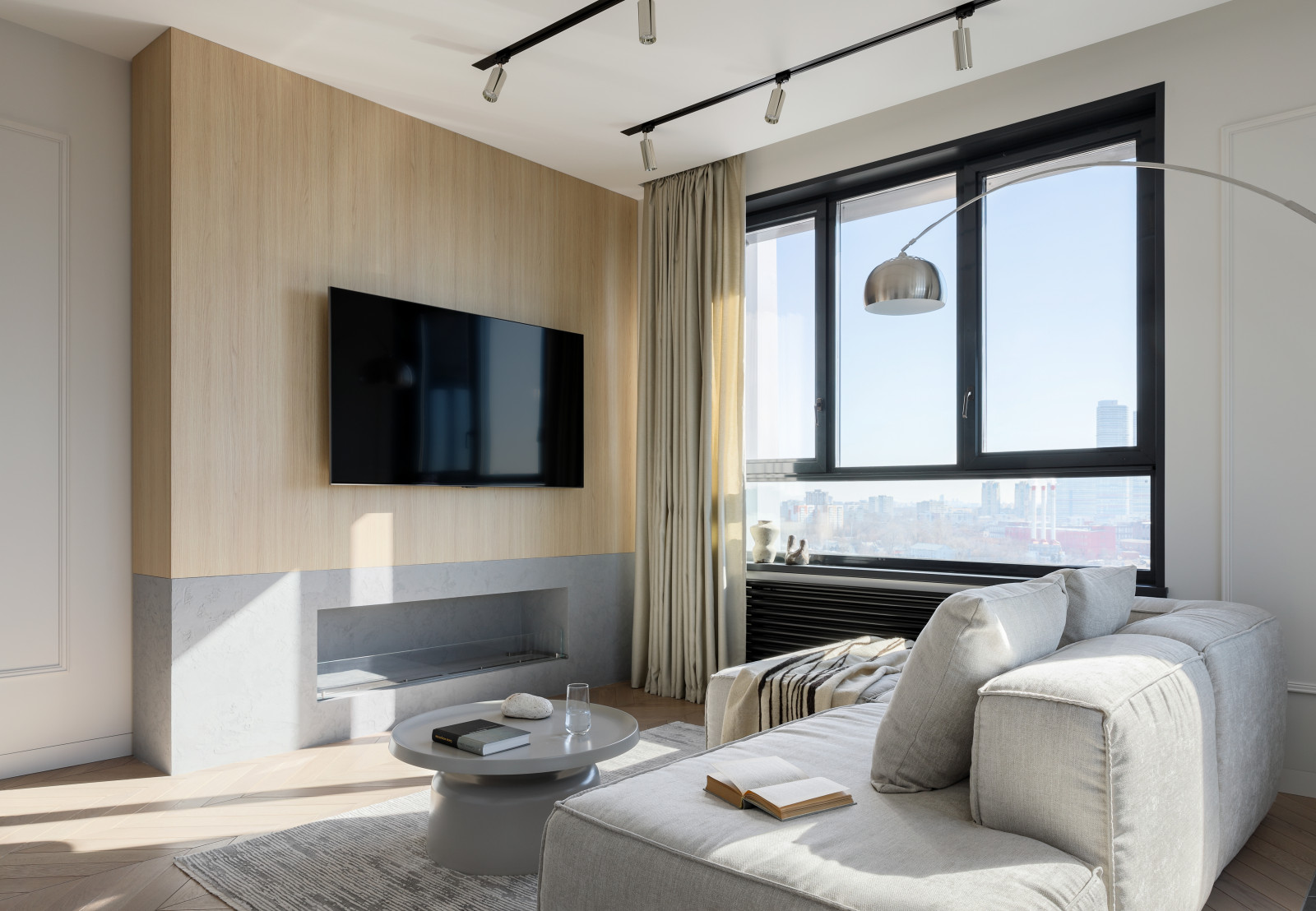 Stylish apartment with masterbedroom and home office