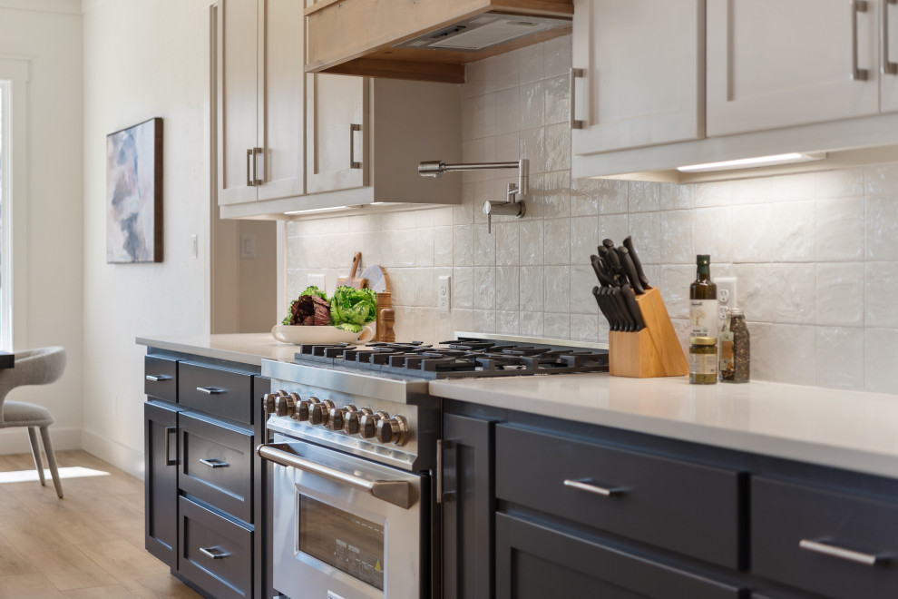 Project Saddle & Stone