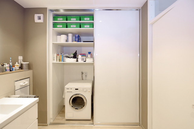 Badschrank als Einbauschrank modern-bathroom