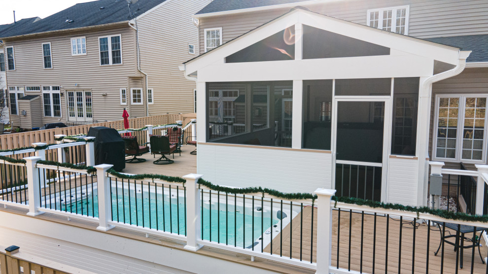 Clifton Screened Porch, Deck, & Infinity Pool