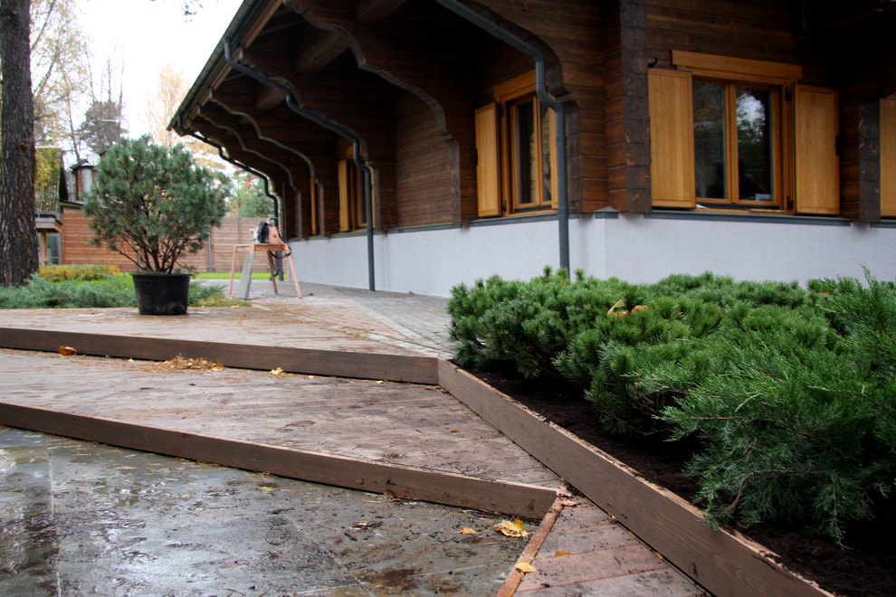 Мощеный двор