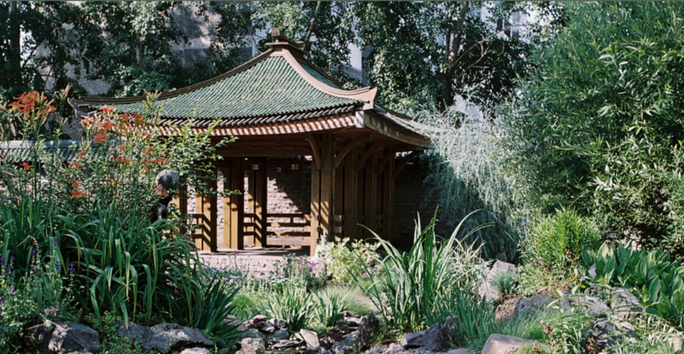 Беседка в японском стиле