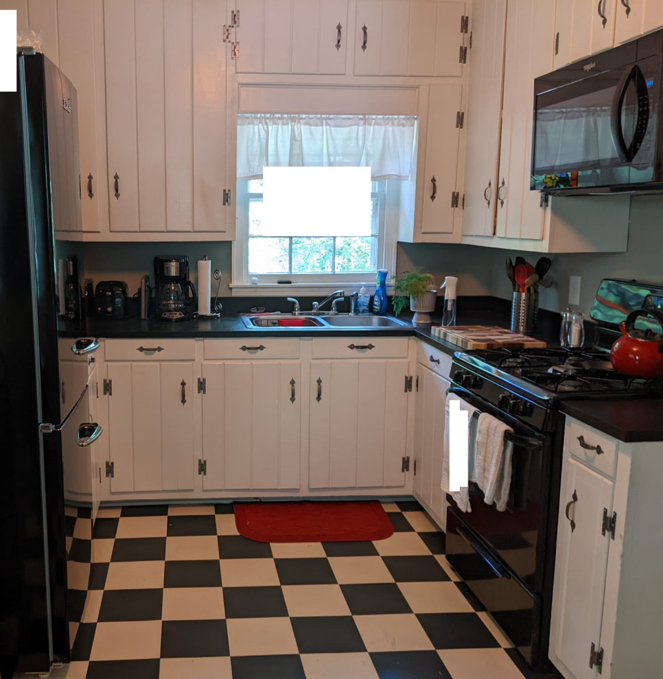 Keep or replace solid wood kitchen cabinets in 1950s cottage? | Houzz Forum