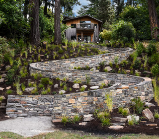 4 Gardens With Creative, Earth-Friendly Drainage Solutions (12 photos)