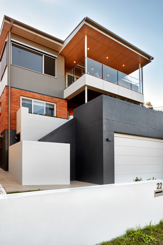Photo of a contemporary exterior in Sydney.