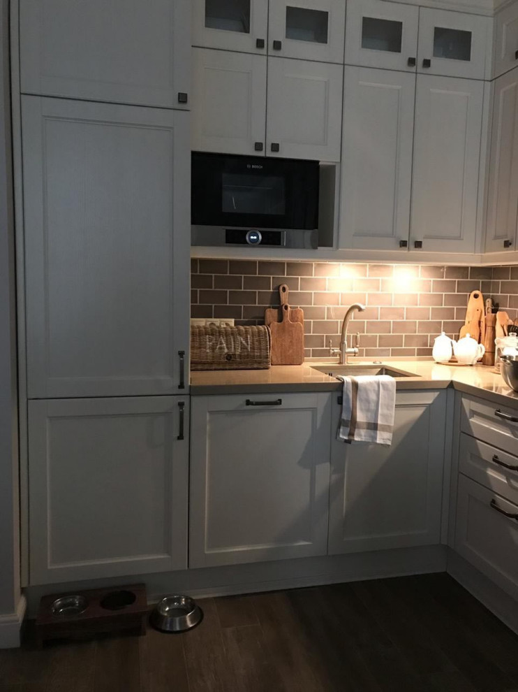 Белая кухня