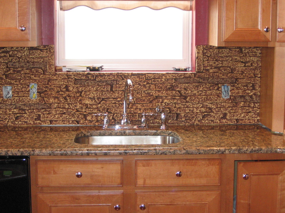 Inspiration for a rustic kitchen remodel in New York
